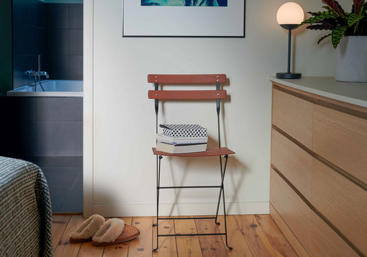 CHAISE CUIR BISTRO FERMOB