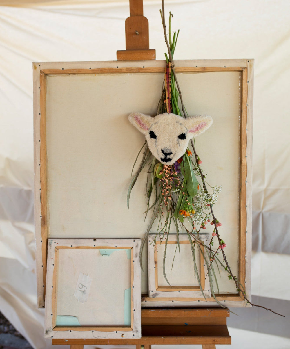 WOOLLY LAMB DECORATION MURALE DOING GOODS