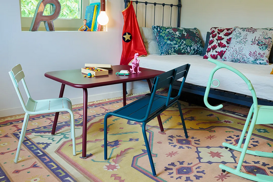 CHAISE "LUXEMBOURG" KID Curiosité