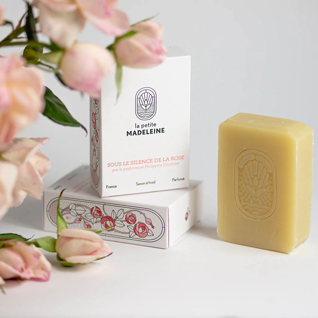 SAVON - SOUS LE SILENCE DE LA ROSE LA PETITE MADELEINE