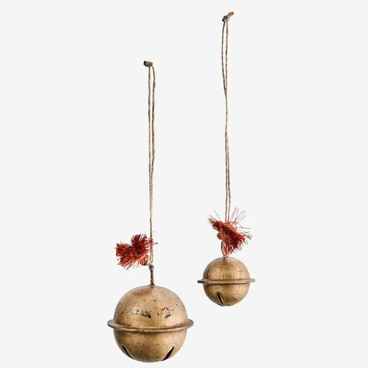 LOT 2 CLOCHETTES VAISSELLE MADAM STOLTZ