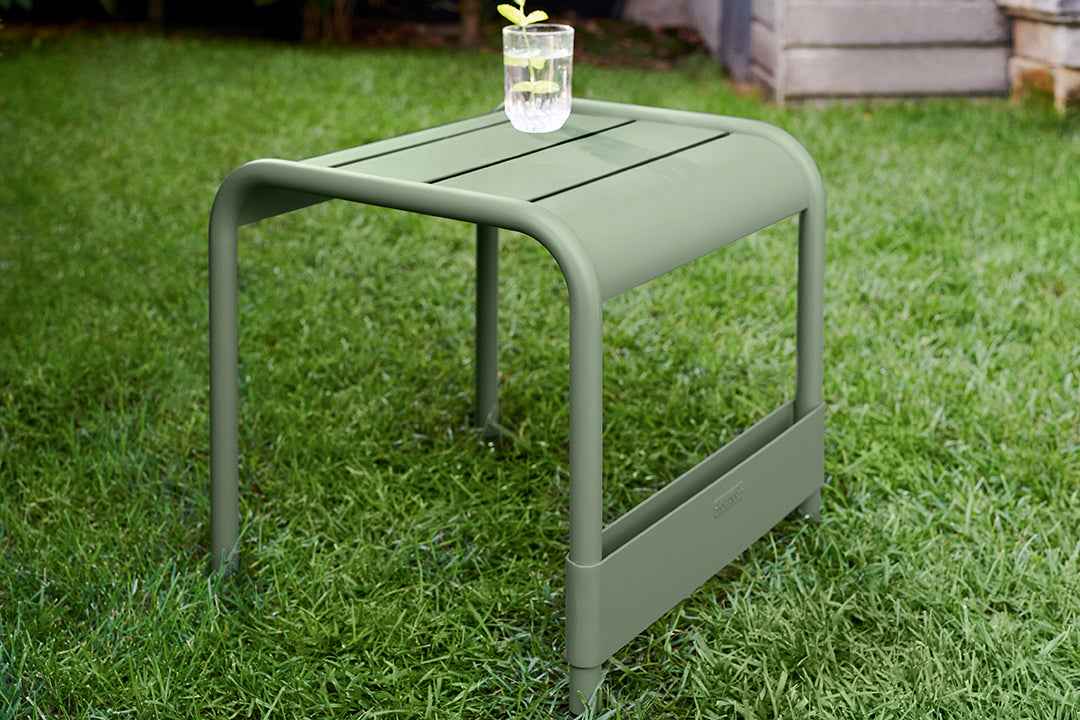 TABLE BASSE / REPOSE-PIEDS LUXEMBOURG 42 X 44 CM FERMOB