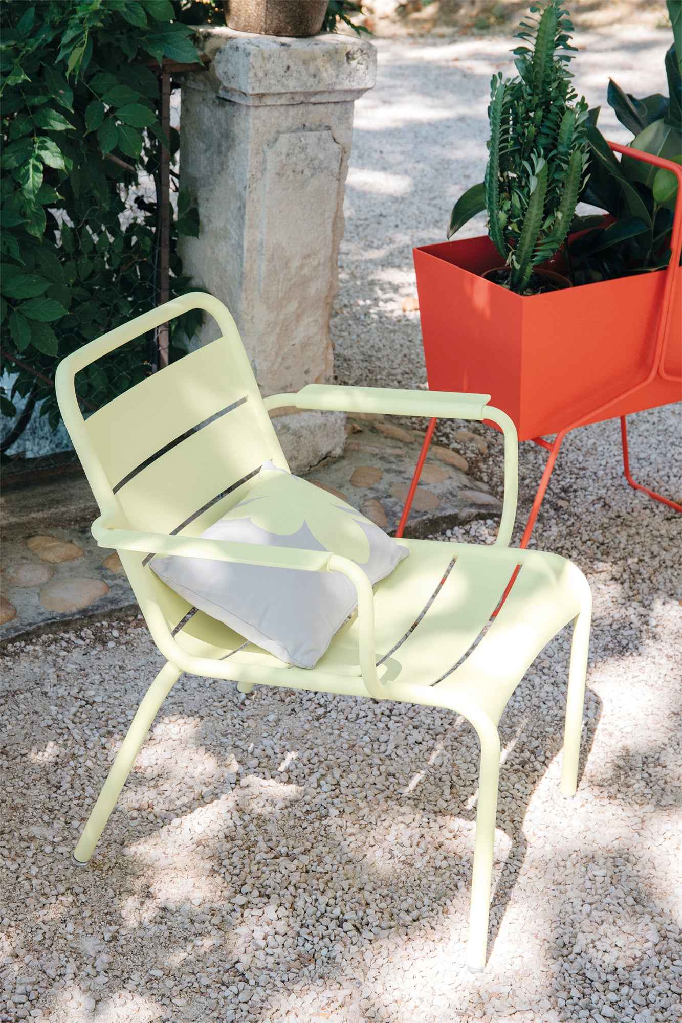 FAUTEUIL BAS LUXEMBOURG FERMOB