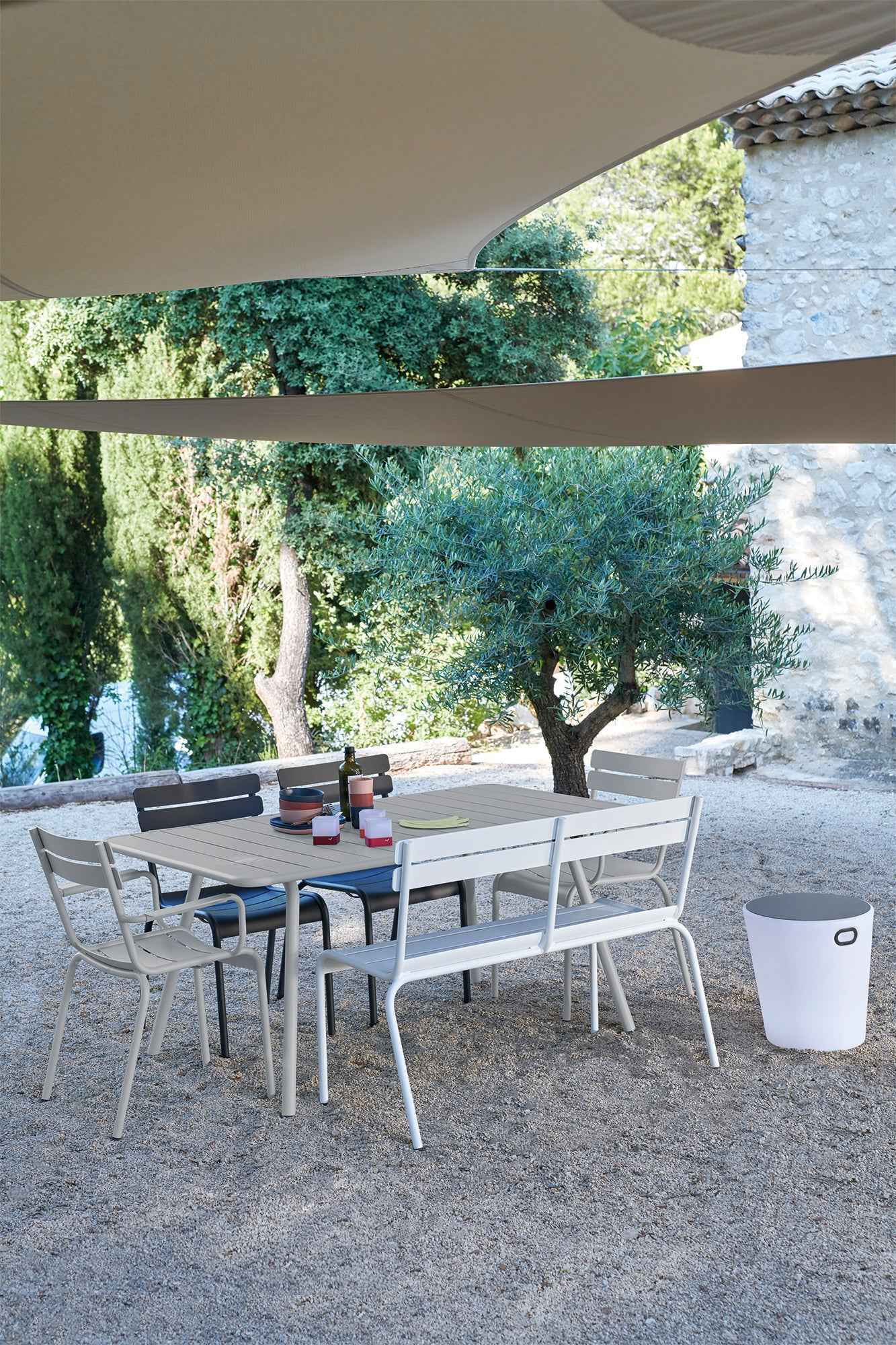 TABLE LUXEMBOURG 165 X 100 CM FERMOB
