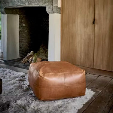 POUF CUIR RAMBO COGNAC POMAX
