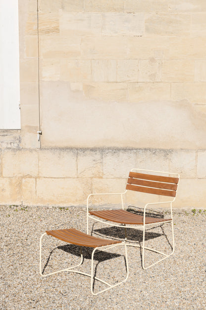 REPOSE-PIEDS TECK SURPRISING FERMOB