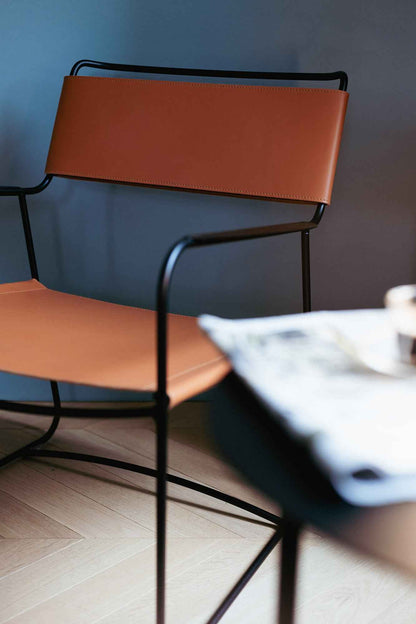 FAUTEUIL BAS CUIR SURPRISING FERMOB