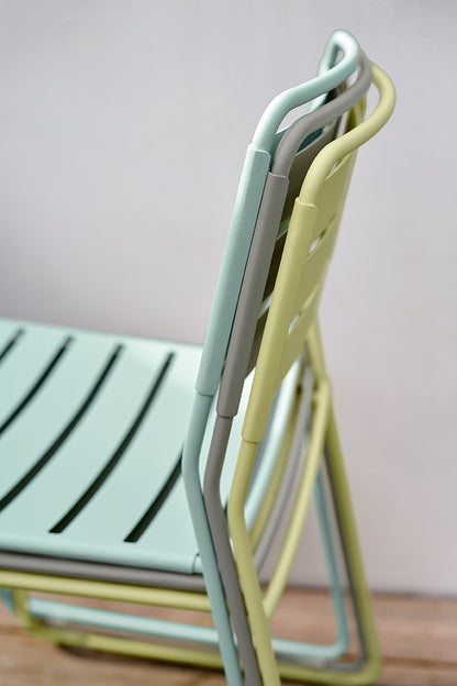 CHAISE SURPRISING FERMOB