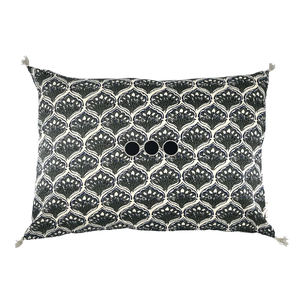 Coussin brodé Les Paons 40 x 60 cm – BONCOEURS BONCOEURS