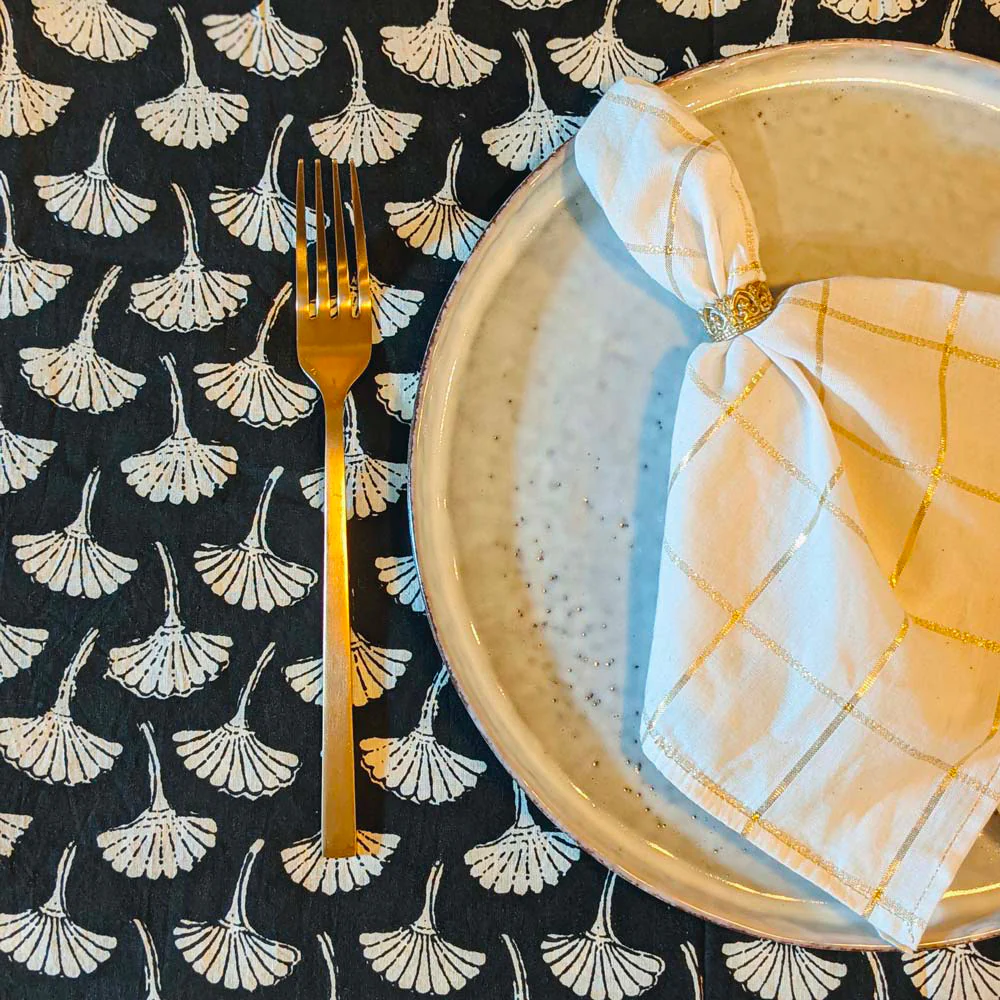 LOT 6 SERVIETTES CARREAUX LUREX HOSTIE BONCOEURS