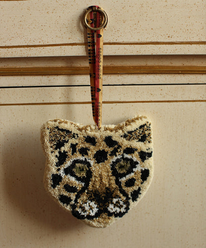 LOONY LEOPARD GIFT HANGER DECORATION MURALE DOING GOODS