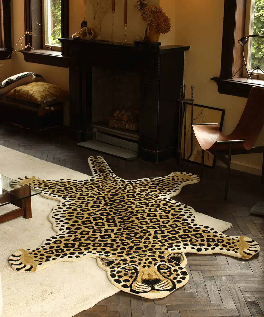 TAPIS XL LOONY LEOPARD DOING GOODS