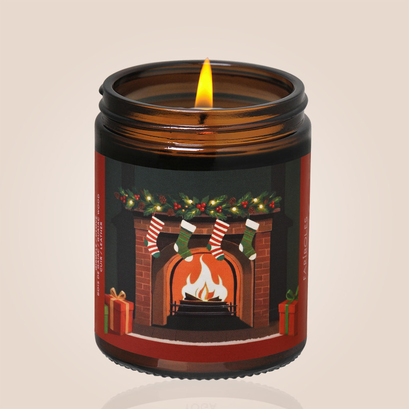 Bougie parfumée La Cheminée – Feu de Bois 140 g – FARIBOLES FARIBOLES
