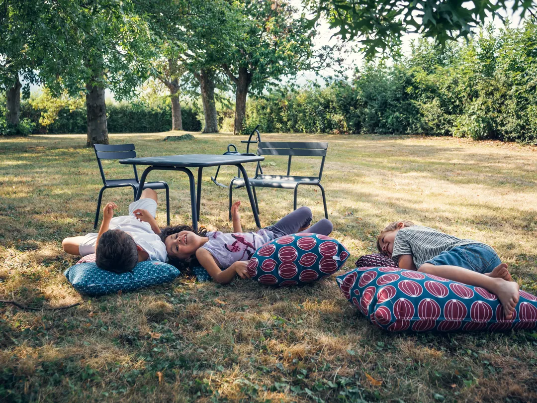 CHAISE "LUXEMBOURG" KID Curiosité