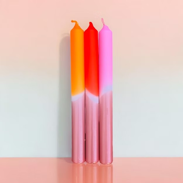 BEEP DYE NEON STRAWBERRY FIELDS BOUGIE PINK STORIES